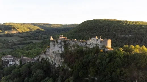 Forteresse de Penne vue du ciel