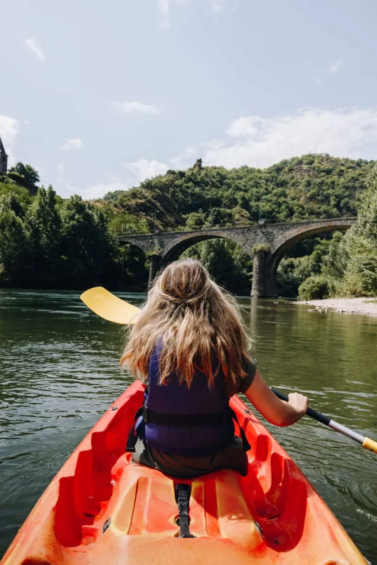 Descendre les Gorges de l’Aveyron en canoë