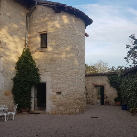 Château Saint Martial coté gîte