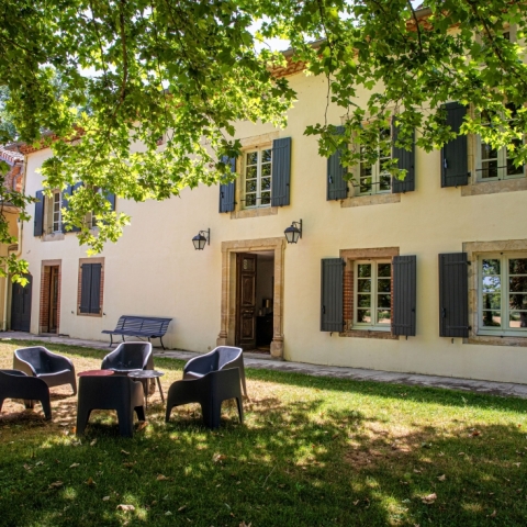 MAISON DE CHARME - 250m² - CALME - JARDIN