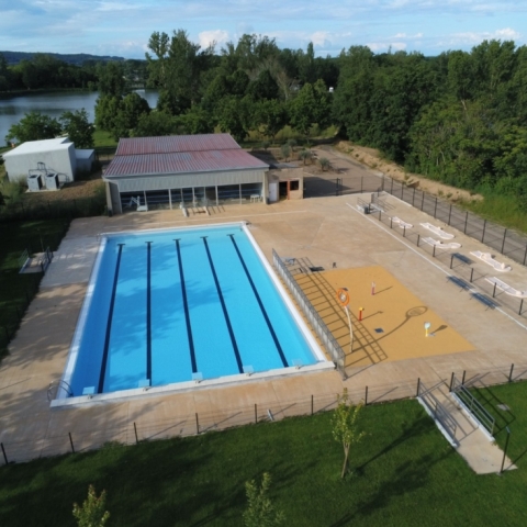 Municipal Swimming Baths of Lisle-sur-Tarn