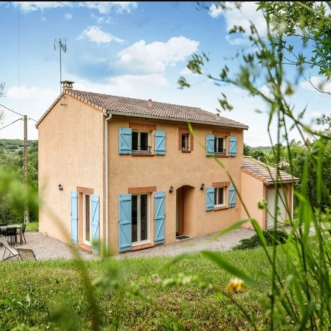 MAISON TOUT CONFORT - NATURE - CALME