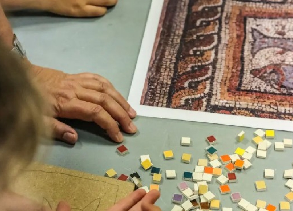 Atelier : l'art de la mosaïque