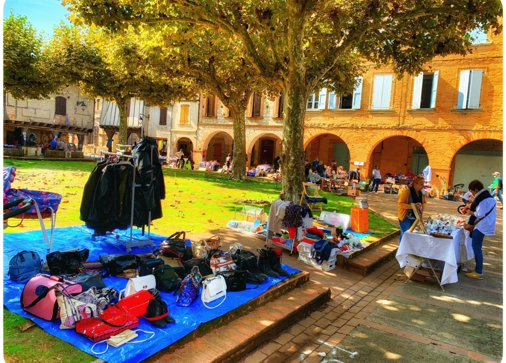 Vide grenier Briatexte